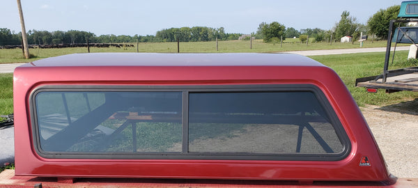Used Leer 6.4' Fiberglass 100XL Series Truck Topper- 09-18 Dodge Ram 19-23 Classic (EZ01B)